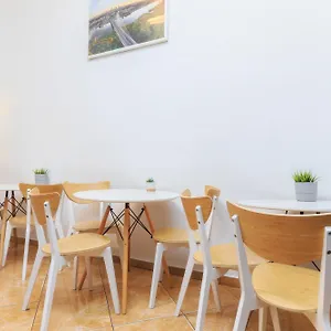 Albergue Moon